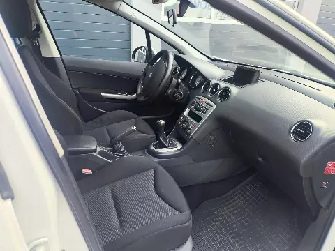 Peugeot 308 – zdjęcie 8