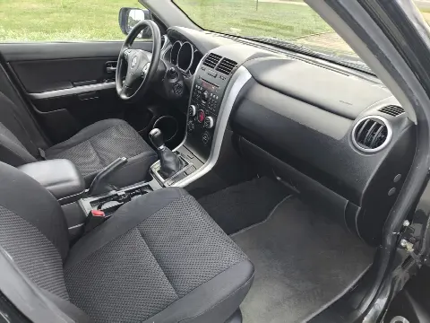 Suzuki Grand Vitara – zdjęcie 5