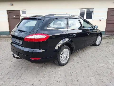 Ford Mondeo 2.0 benzyna – zdjęcie 4