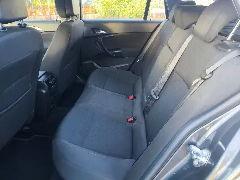 Opel Insignia – zdjęcie 7