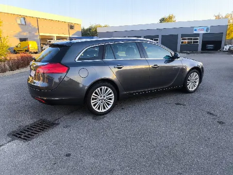 Opel Insignia – zdjęcie 4
