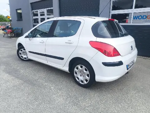 Peugeot 308 – zdjęcie 2
